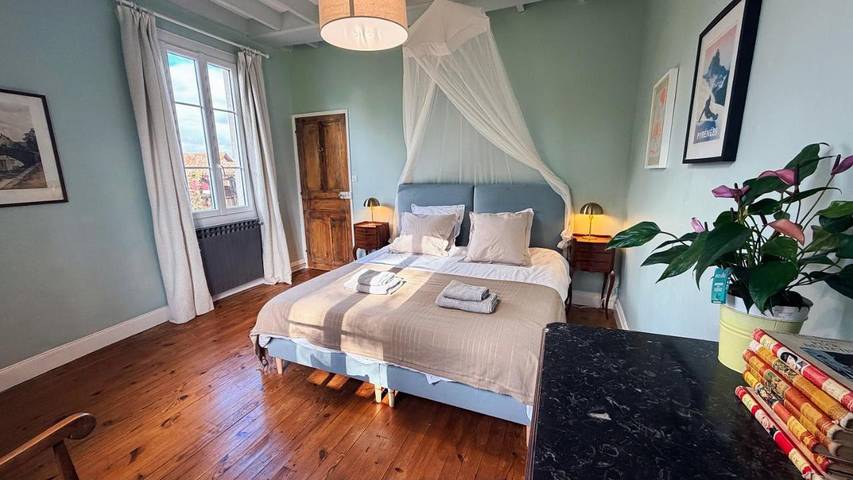 Chambre d’hôte pour 2 personnes, avec Terrasse ainsi que Jardin et Vue