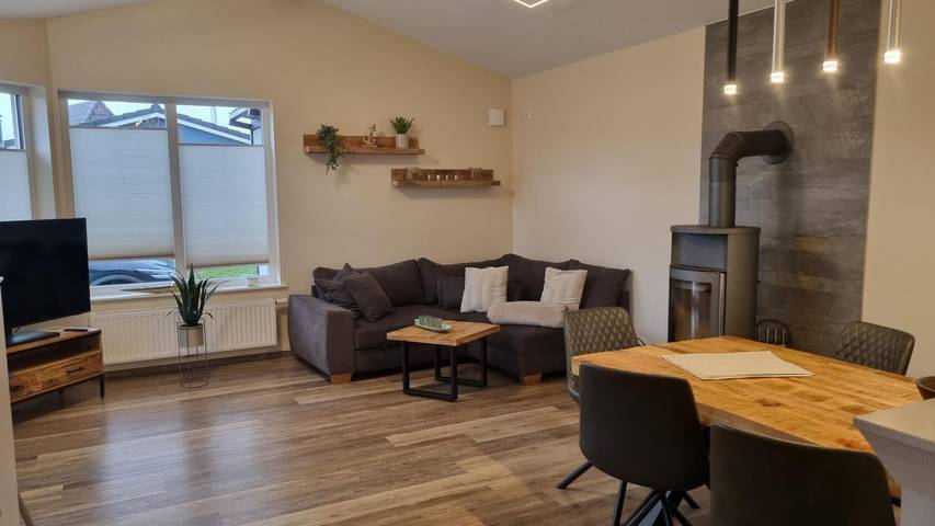 Ferienhaus für 4 Personen, mit Terrasse und Sauna in Dorum