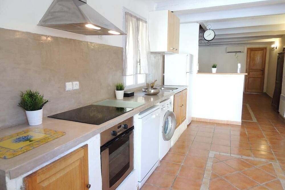 Provence-Verdon guest house in Tavernes, Brignoles region