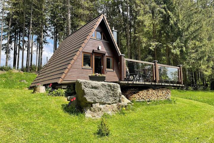 Ferienhaus für 4 Personen, mit Terrasse und Garten in Muldenhammer