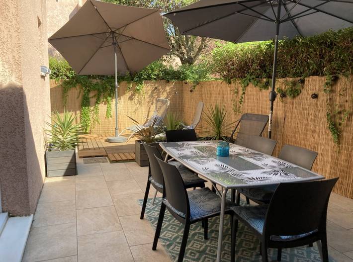 Villa pour 6 personnes, avec terrasse ainsi que piscine et jardin à Saint-Cyprien