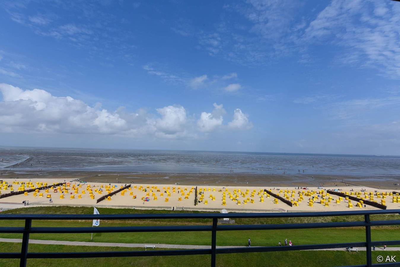 Appartement entier, Ferienwohnung Duhnen – Haus Pacific App. 81 mit Seesicht & Schwimmbad in Duhnen, Cuxhaven