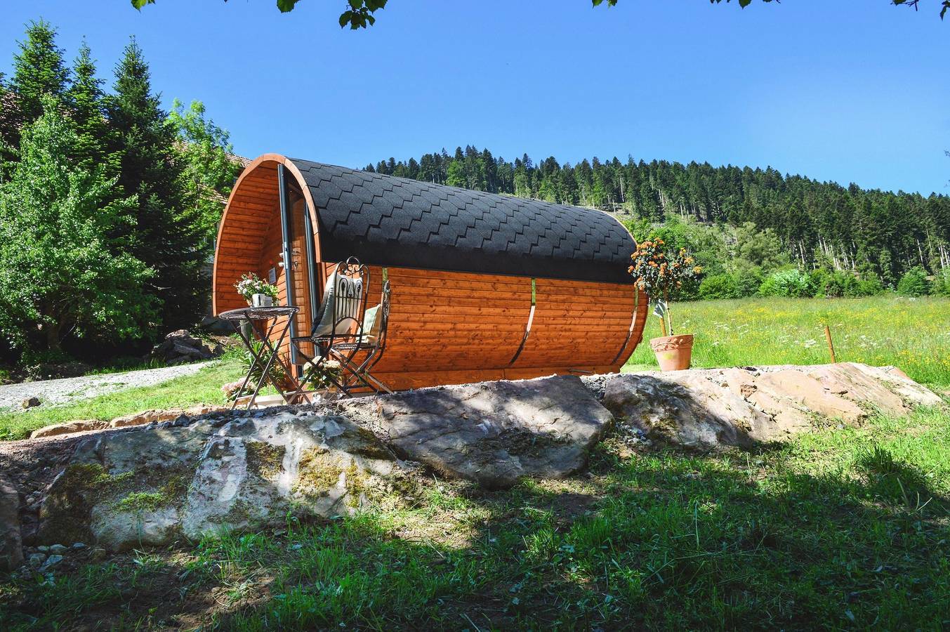 Glamping 'Overnachtingsvat' in het Zwarte Woud in Alpirsbach, Kinzig Valley