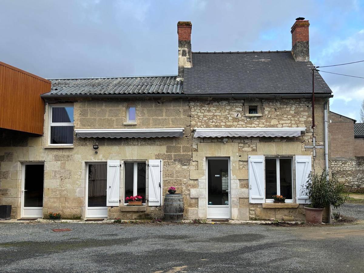 Three-Bedroom House in Les Verchers-sur-Layon, Vallée de la Loire
