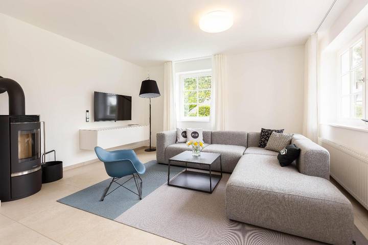 Ferienhaus für 6 Personen, mit Balkon und Terrasse sowie Garten und Sauna in Ahrenshoop - 2