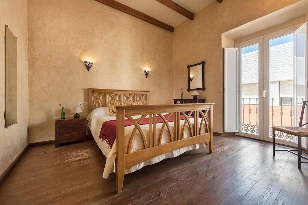 Entire apartment, Majestic apartment in Tarifa´s old town in Playa de Los Lances, Tarifa
