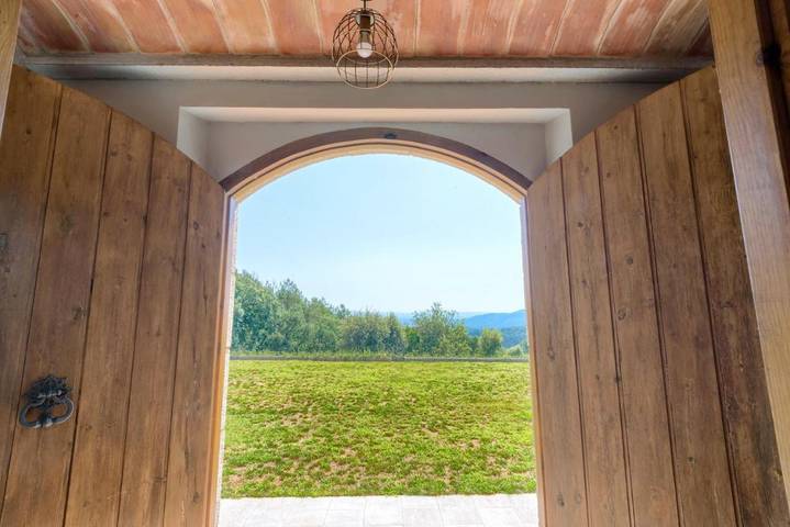Maison de campagne pour 10 personnes, avec piscine ainsi que jardin et vue à Santa Coloma de Farners - 4