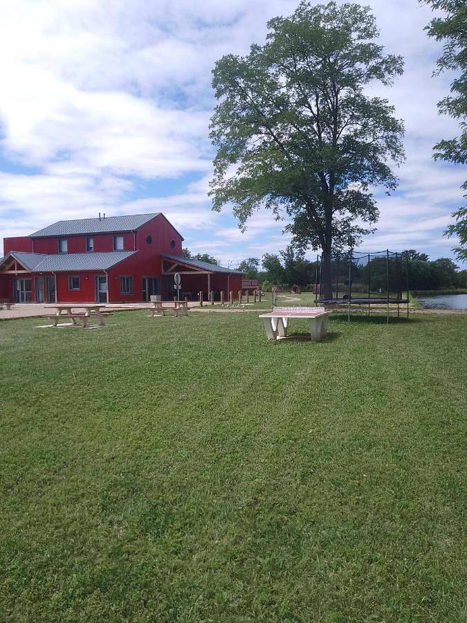 Camping pour 2 personnes, avec jardin et vue en Bourgogne-Franche-Comté - 3