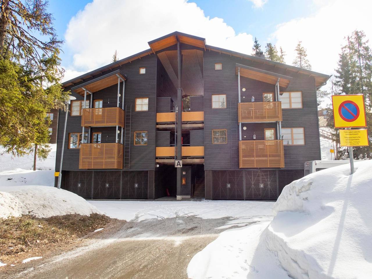 Karhunvartijan linna a2 in Ruka, Nordösterbotten