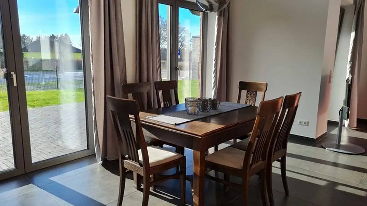 Ganze Ferienwohnung, Ferienwohnung für 6 Personen (140 m²) in Sehlen in Sehlen, Bergen auf Rügen und Umgebung
