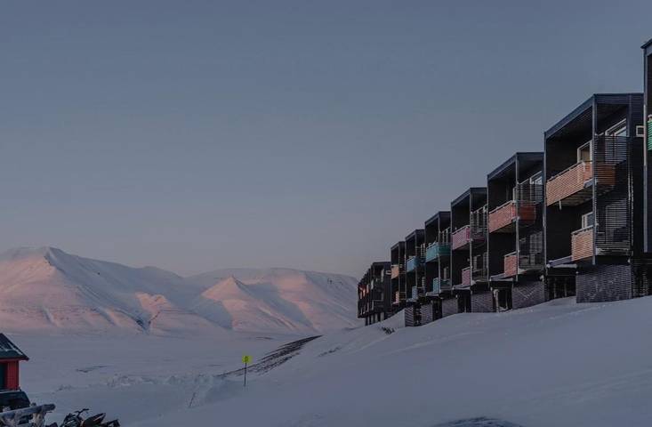 Location de vacances pour 11 personnes, avec terrasse et vue, animaux acceptés dans Longyearbyen - 3