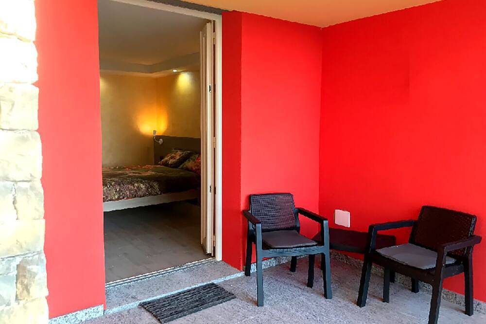 \"Moscato\" room in the Langhe hills, overlooking Alba in Rodello, Langhe