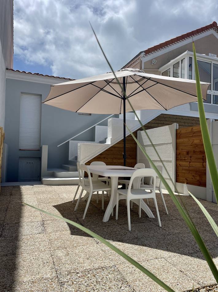 Gîte pour 6 personnes, avec jardin et terrasse, animaux acceptés dans Plage des Demoiselles