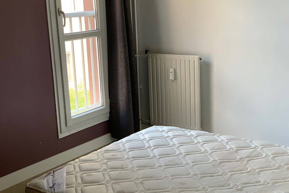 Appartement entier, Loue appartement 100 m2 dans résidence calme in Cergy, Val-d'Oise