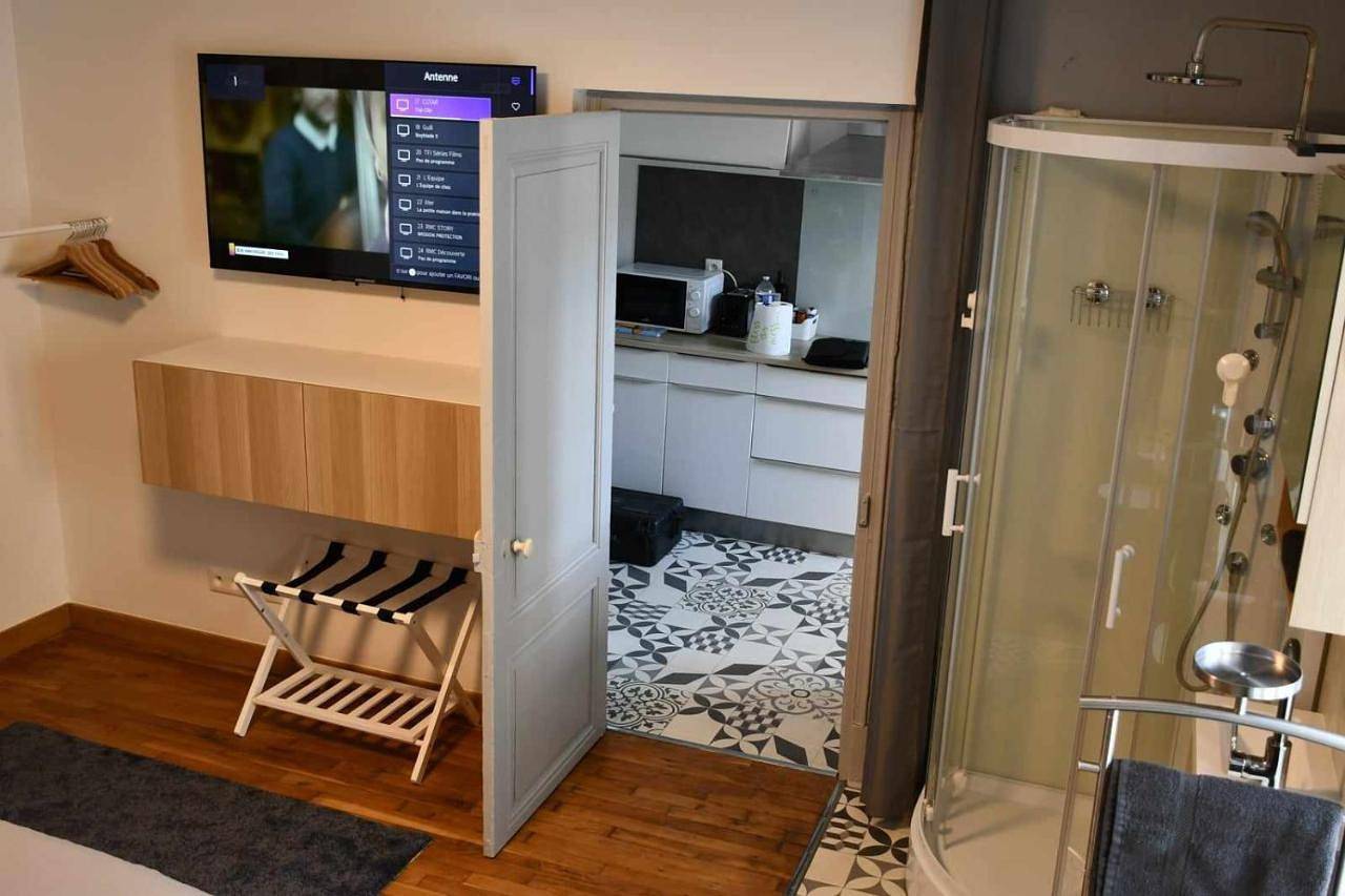 Appartement entier, One-Bedroom Apartment in Gray, Haute-Saône