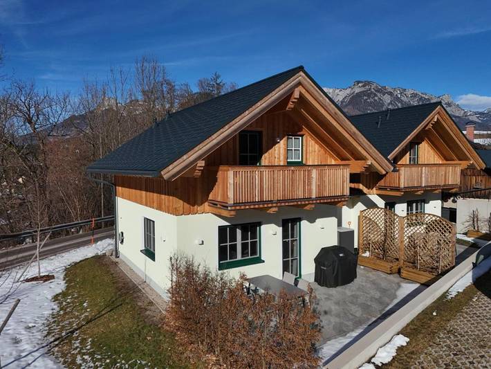 Chalet für 4 Personen, mit Balkon und Terrasse sowie Garten und Ausblick in Bad Aussee