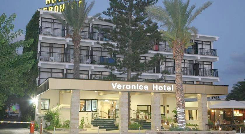 Hôtel pour 2 personnes, avec vue et bassin pour enfant ainsi que piscine et jardin à Paphos (ville) - 3