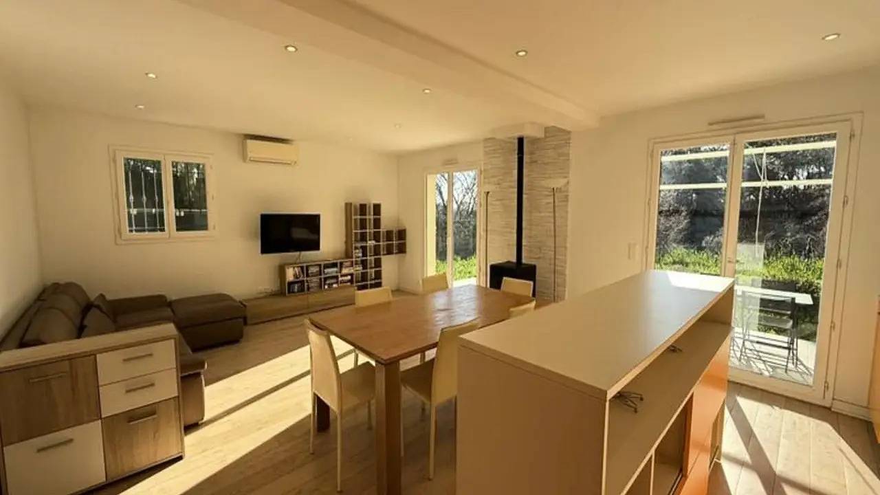 Apartamento vacacional entero, Ferienwohnung für 7 Personen (110 m²) in Châteauneuf-le-Pre-du-Lac in Châteauneuf-Grasse, Costa mediterránea (Francia)