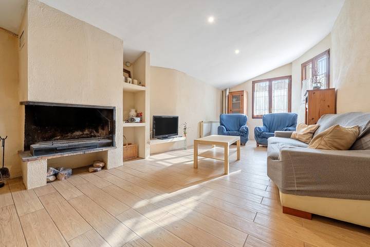 Casa rural para 8 personas en Farena