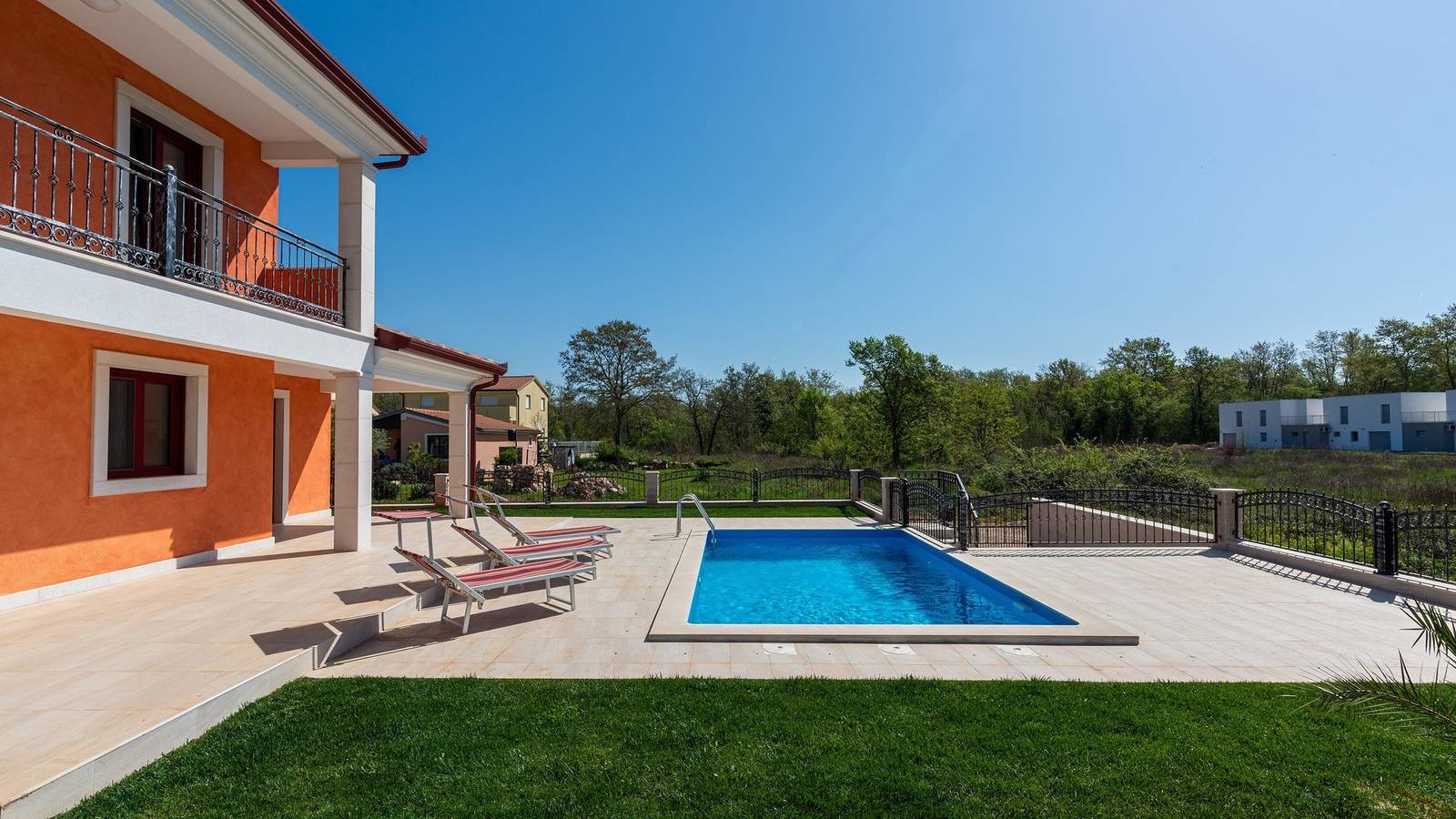Wunderschöne Villa Nia mit einem privaten Pool  in Karigador, Umag und Umgebung