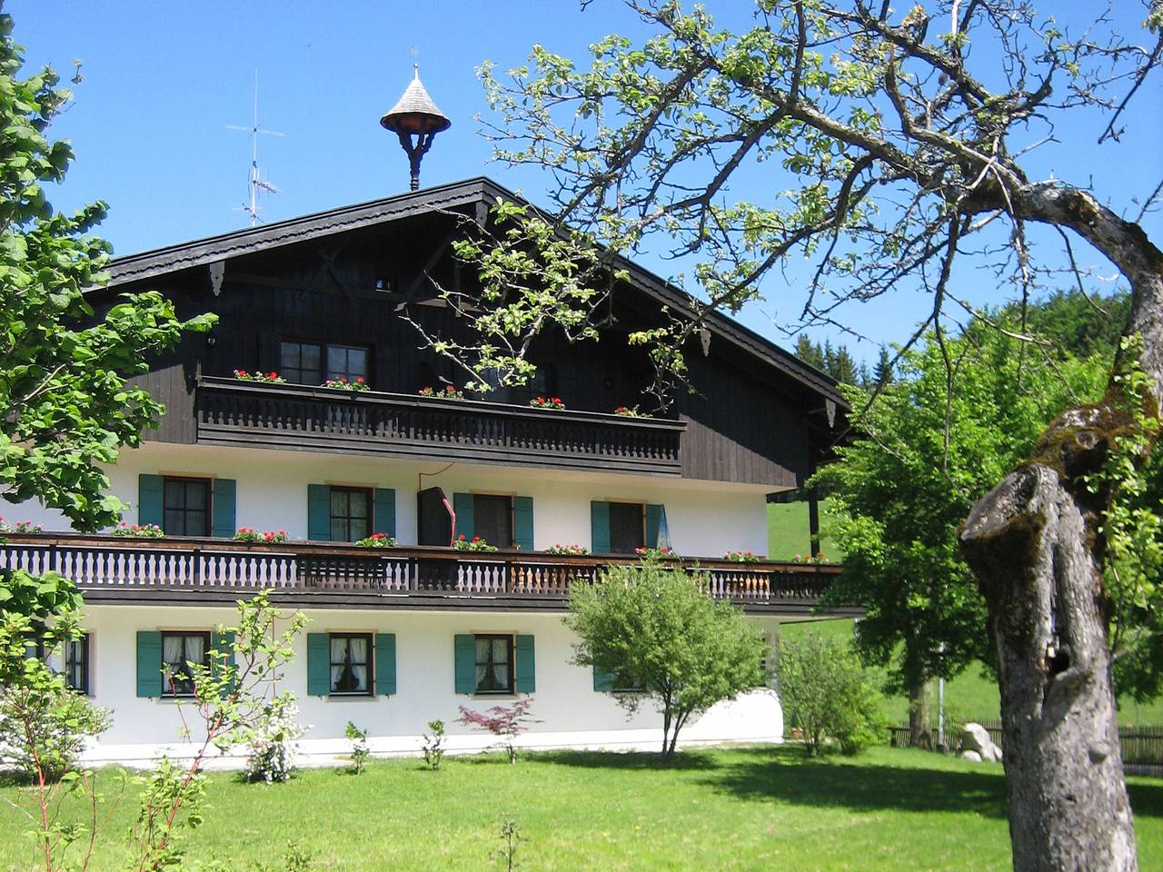 Ganze Ferienwohnung, Gschwendtnerhof App4 Pätzig - Ferienwohnung 38 qm Wohn-/Schlafraum und Terrasse, App. 4 in Hintergschwendt, Aschau im Chiemgau