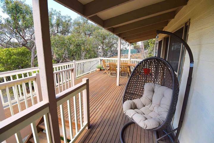 Holiday home for 7 people, with garden and balcony, with pets in Anglesea