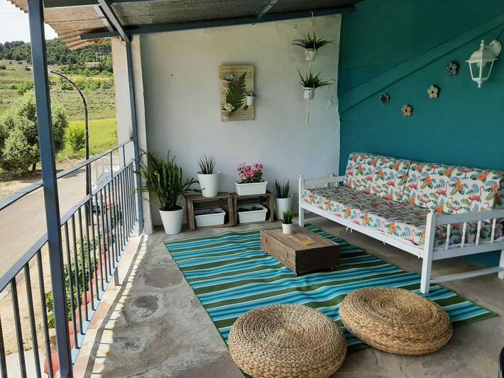 Casa de vacaciones para 3 personas, con piscina y jardín en Aragón - 2