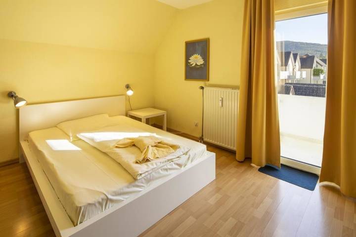 Ferienhaus für 6 Personen, mit Balkon in Scheid Am Edersee