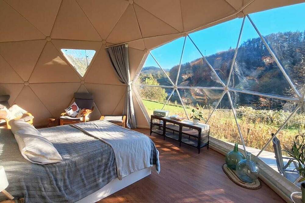 Dome in the middle of nature with jacuzzi in Igorre, Biscaglia