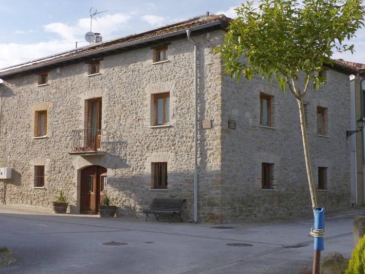 Casa de vacaciones para 7 personas, con balcón y vistas, Se admiten mascotas en Navarra