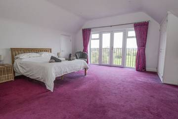 Cottage for 8 People in New Romney, Kent, Photo 3