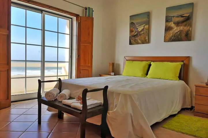 Casa de férias para 7 pessoas, com jacuzzi, com animais de estimação em Baleal