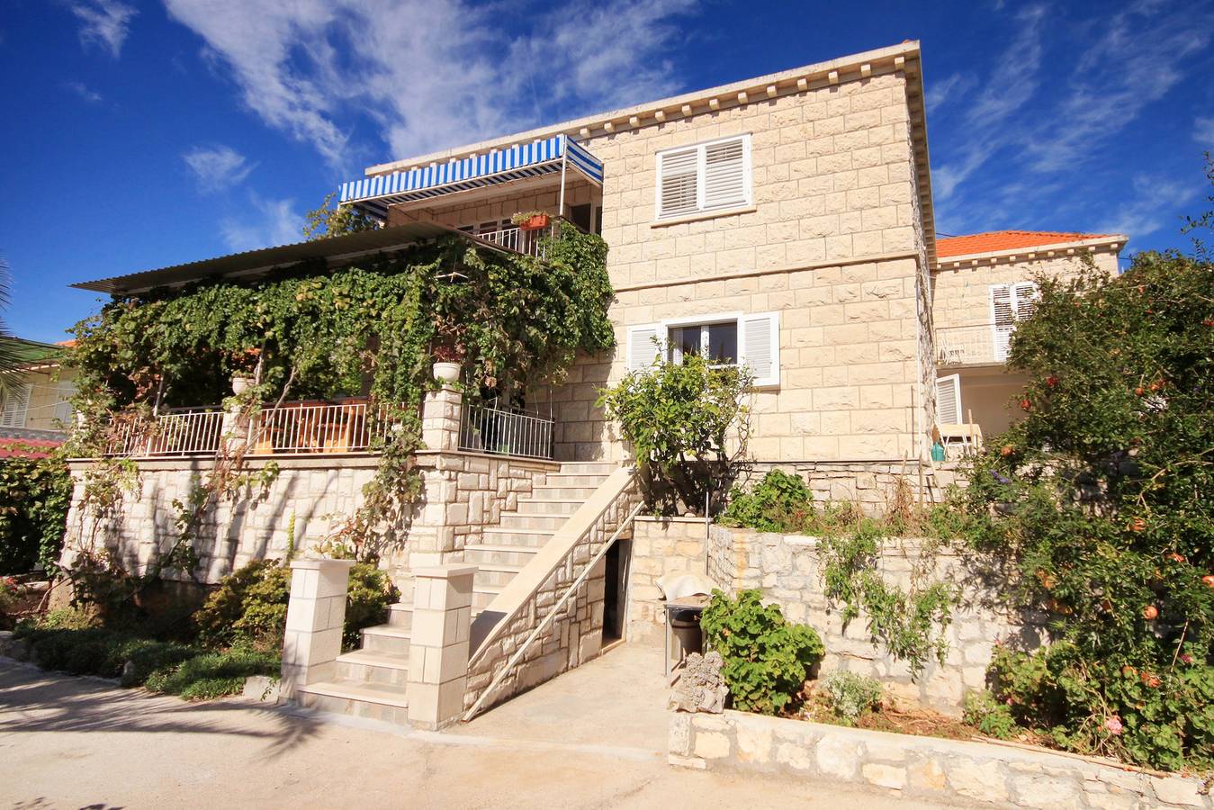 Ganze Wohnung, 1-Zimmer-Ferienwohnung am Strand Lumbarda, Korcula A-9330-b in Lumbarda, Korcula