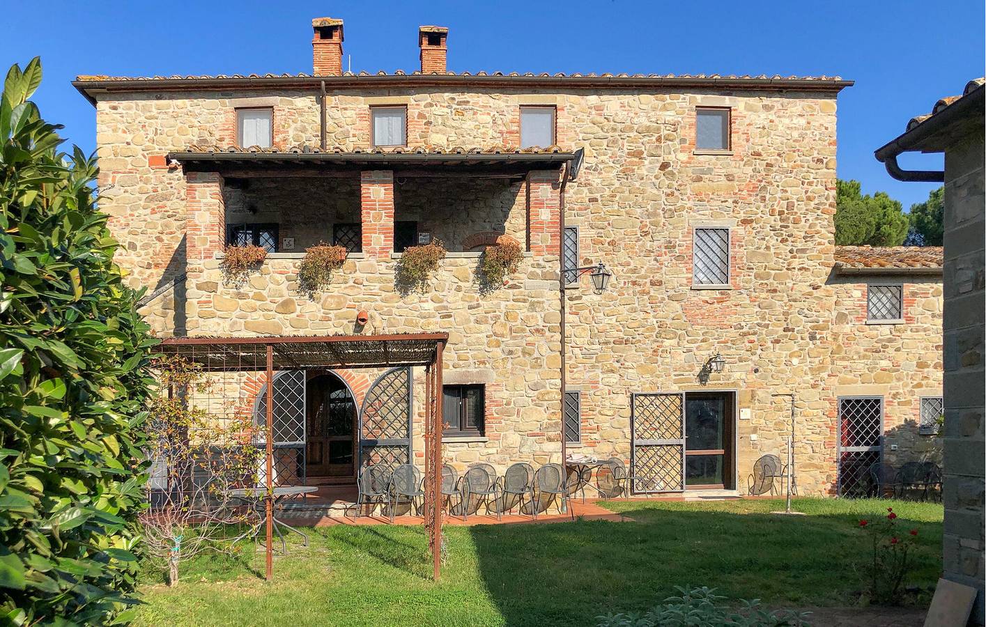 Ganze Ferienwohnung, Trasimeno Retreat: WLAN, Pool, Parkplatz, Küche – 2 km bis zur Stadt in Tuoro sul Trasimeno, Lago Trasimeno