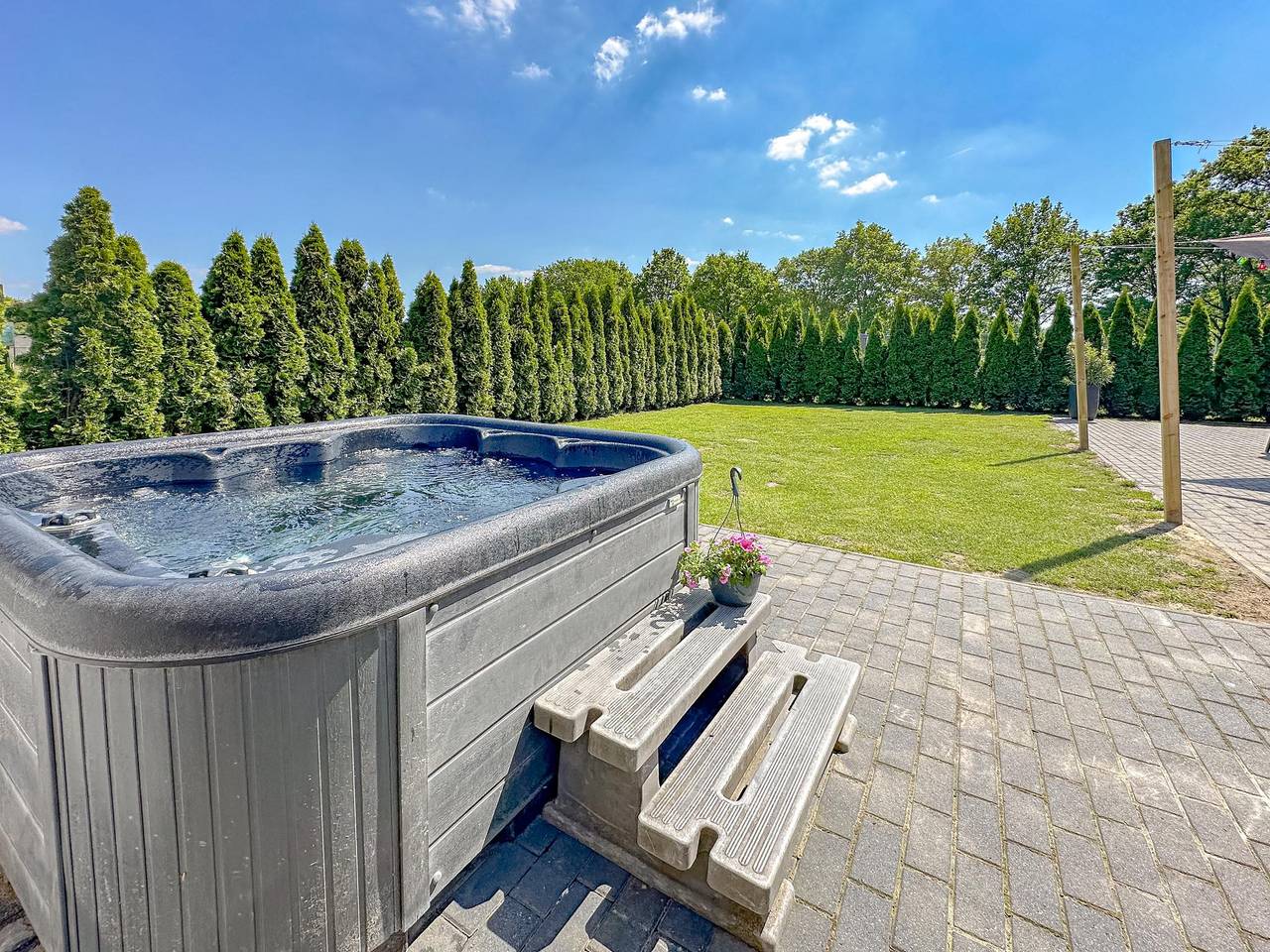 Ideaal familiehuis met spabad en grote tuin 18-p in Noord-Brabant