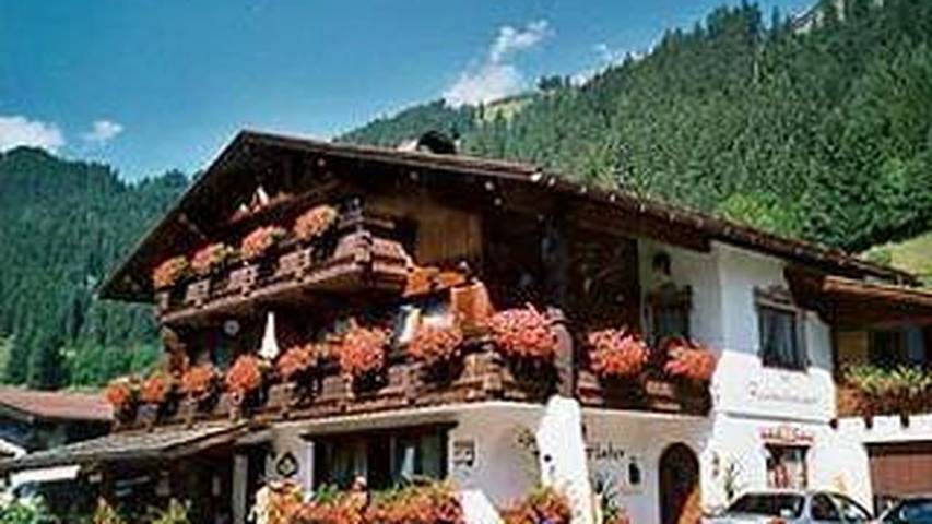 Holiday apartment for 4 people, with balcony and garden - 1