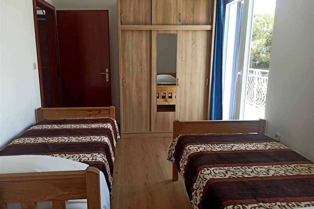 Appartement entier, Nouveau Appartement de plage Gaj 7 in Šibenik, Šibenik-Knin