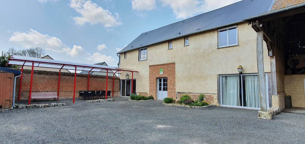 Appartement de vacances pour 15 personnes, avec terrasse, animaux acceptés dans Oise