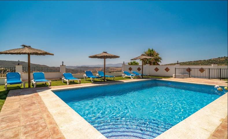 Casa rural para 20 personas, con Balcón y Terraza además de Jardín y Piscina en Casarabonela - 3