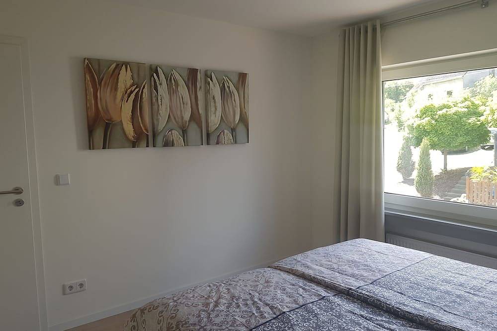 Große,und Luxe Renovierte Wohnung mit Sauna/garten, Garage und Kinderspielplatz in Gerolstein, Vulkaan-Eifel