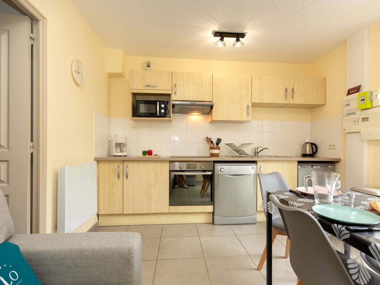 Entire apartment, La Tréherais in Saint-Malo, Saint-Malo region