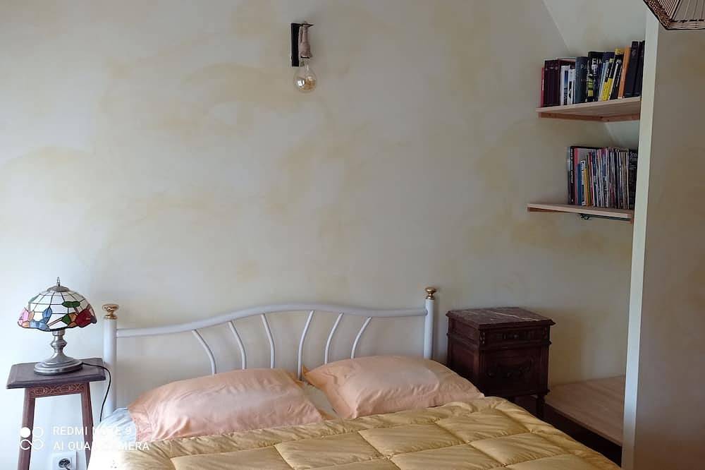 Un lieu bucolique, idéal pour se ressourcer              4 personnes in Beauzac, Haute-Loire