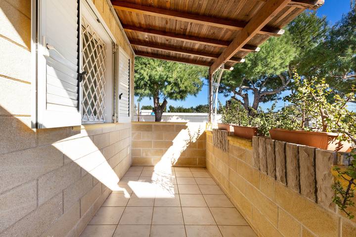 Ganze Wohnung, Ferienwohnung für 4 Personen mit Balkon/Terrasse in Porto Cesareo, Golf von Tarent