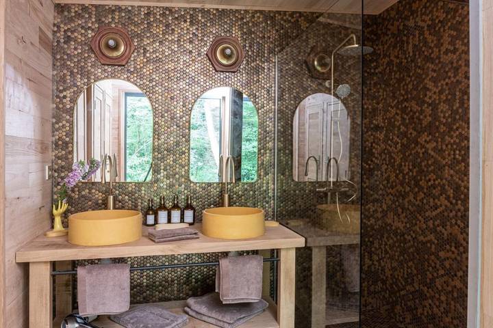 Gîte pour 2 personnes, avec vue ainsi que piscine et jardin à Courcerault - 3