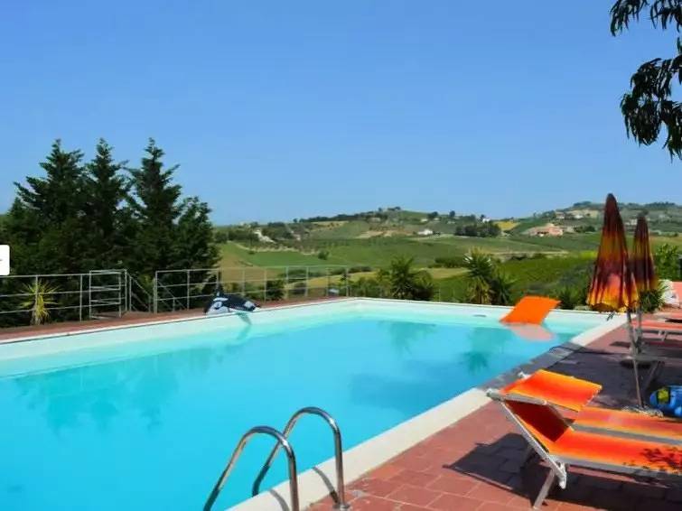 Appartamento intero, 3 Camere 4 Persone in Città Sant'Angelo e dintorni, Provincia di Pescara