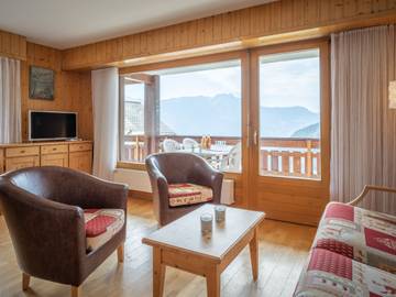 Gîte pour 4 personnes, avec sauna et balcon à Leytron