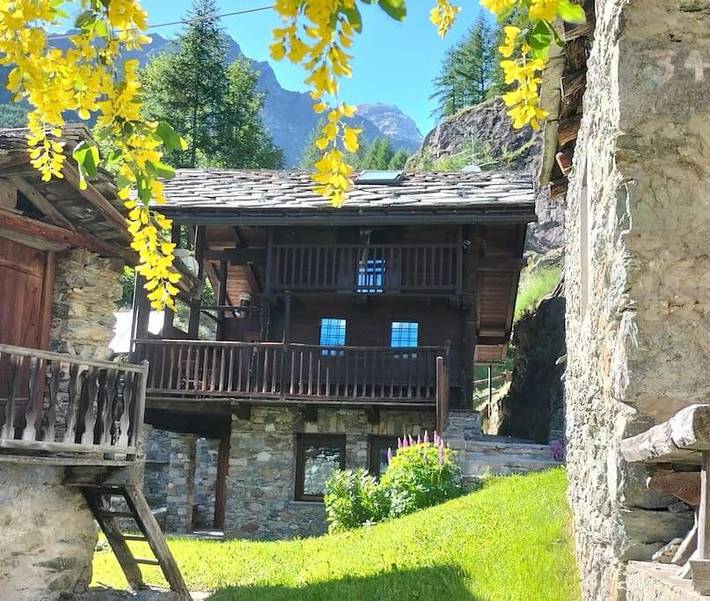 Chalet per 4 persone, con giardino in Cervinia