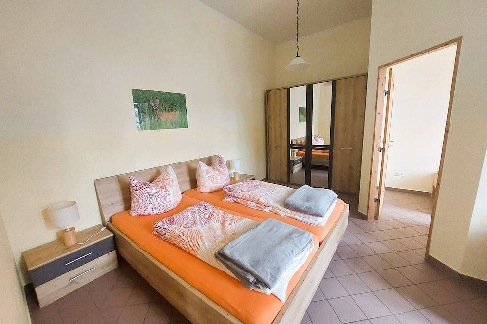 Ganze Wohnung, Kastaniengut Johannes  Objekt-Id 121251 - Gutshaus Kastaniengut Objekt-Id 121251 in Grabowhöfe, Mecklenburgische Seenplatte