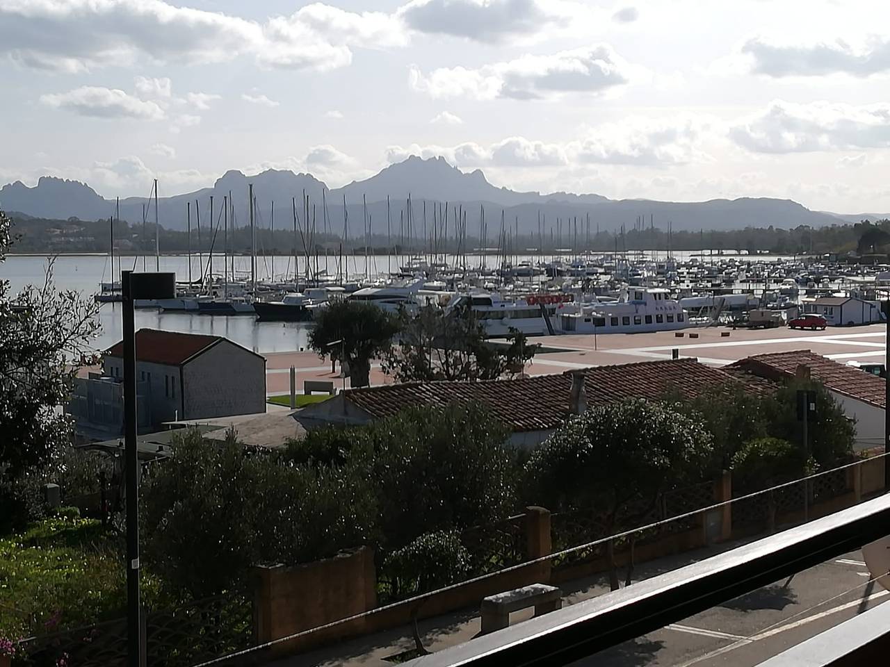 Entire apartment, Apartment Asteroidea close to the Beach with Sea View, Terrace & Wi-Fi in Cannigione, Costa Smeralda