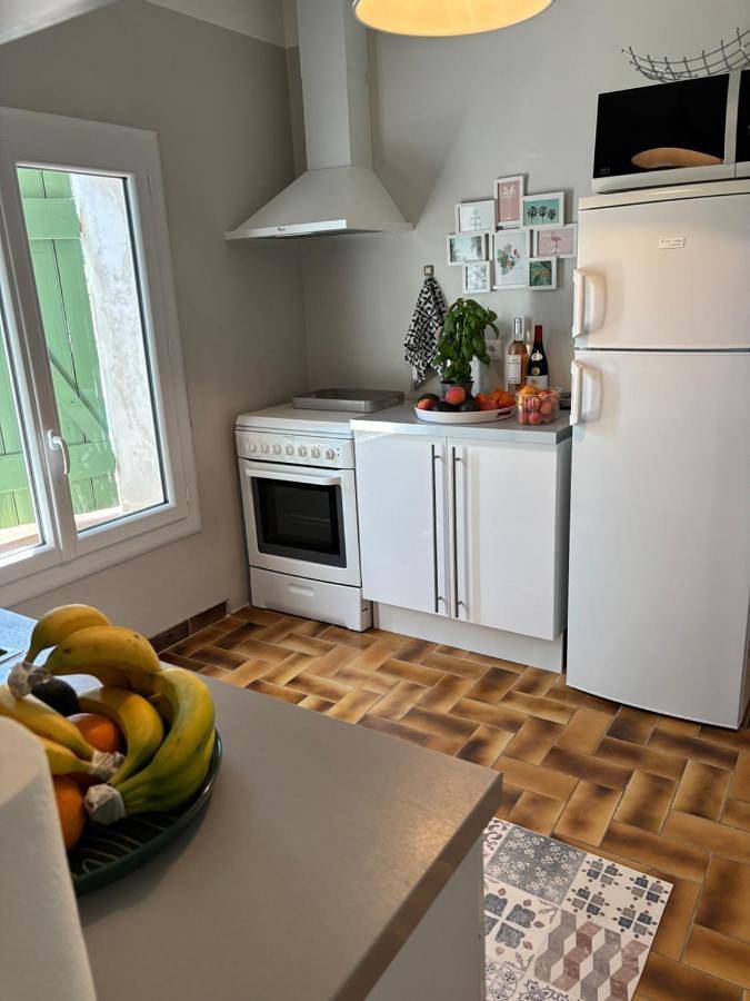 Location de vacances pour 4 personnes, avec vue ainsi que piscine et jardin à Correns - 4